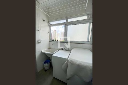 Apartamento à venda com 75m², 3 quartos e 1 vagaÁrea de serviço