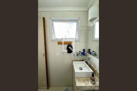 Apartamento à venda com 75m², 3 quartos e 1 vagaBanheiro