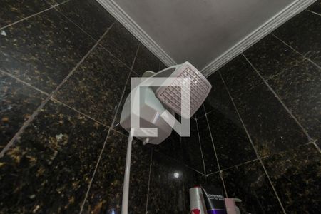 Casa à venda com 280m², 5 quartos e 4 vagas Casa à venda com 280m², 5 quartos e 4 vagasBanheiro
