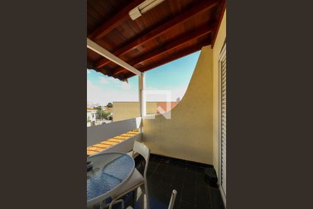 Casa à venda com 280m², 5 quartos e 4 vagas Casa à venda com 280m², 5 quartos e 4 vagasVaranda Quarto 4