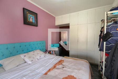 Casa à venda com 280m², 5 quartos e 4 vagas Casa à venda com 280m², 5 quartos e 4 vagasQuarto 4