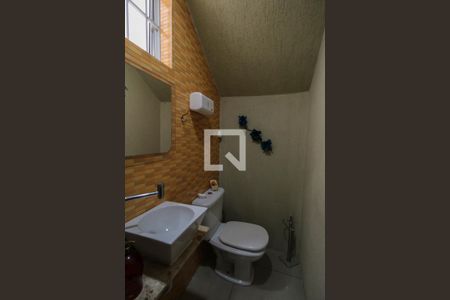 Casa à venda com 280m², 5 quartos e 4 vagas Casa à venda com 280m², 5 quartos e 4 vagasLavabo da Sala