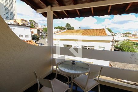 Casa à venda com 280m², 5 quartos e 4 vagas Casa à venda com 280m², 5 quartos e 4 vagasVaranda Quarto 4