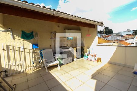 Casa à venda com 280m², 5 quartos e 4 vagas Casa à venda com 280m², 5 quartos e 4 vagasÁrea de Serviço 2