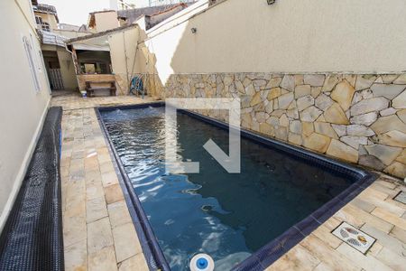 Casa à venda com 280m², 5 quartos e 4 vagas Casa à venda com 280m², 5 quartos e 4 vagasPiscina