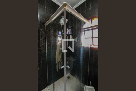 Casa à venda com 280m², 5 quartos e 4 vagas Casa à venda com 280m², 5 quartos e 4 vagasBanheiro