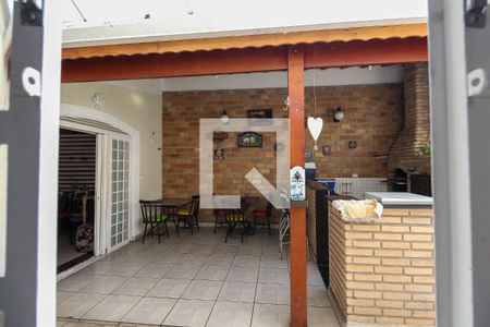 Casa à venda com 280m², 5 quartos e 4 vagas Casa à venda com 280m², 5 quartos e 4 vagasVista da Cozinha