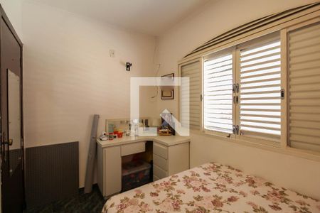 Casa à venda com 280m², 5 quartos e 4 vagas Casa à venda com 280m², 5 quartos e 4 vagasQuarto 3