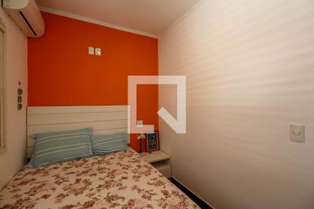 Casa à venda com 280m², 5 quartos e 4 vagas Casa à venda com 280m², 5 quartos e 4 vagasQuarto 3