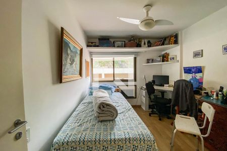 Apartamento à venda com 130m², 3 quartos e 2 vagasQuarto 2