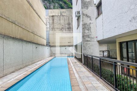 Apartamento à venda com 130m², 3 quartos e 2 vagasÁrea comum - Piscina