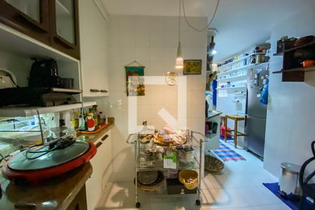 Apartamento à venda com 130m², 3 quartos e 2 vagasCozinha