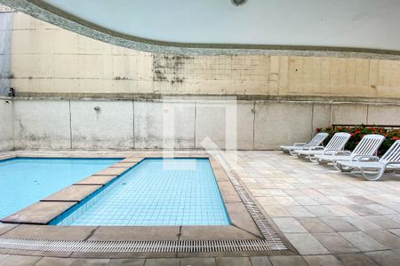 Apartamento à venda com 130m², 3 quartos e 2 vagasÁrea comum - Piscina