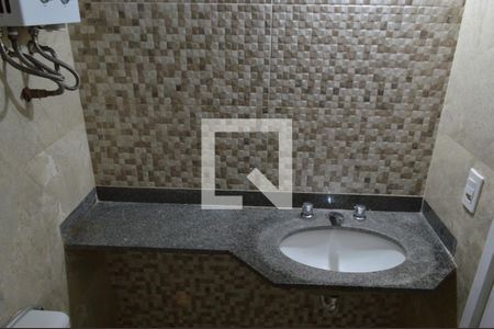 Apartamento à venda com 73m², 2 quartos e 1 vagaBanheiro 