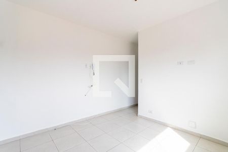 Sala e Cozinha de casa de condomínio para alugar com 1 quarto, 45m² em Vila São José, São Paulo