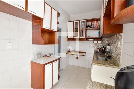 Apartamento à venda com 70m², 2 quartos e sem vaga Apartamento à venda com 70m², 2 quartos e sem vagacozinha