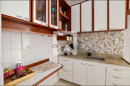 Apartamento à venda com 70m², 2 quartos e sem vaga Apartamento à venda com 70m², 2 quartos e sem vagacozinha