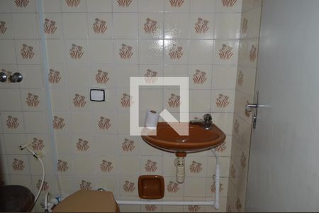 Casa à venda com 200m², 3 quartos e 3 vagasBanheiro 2