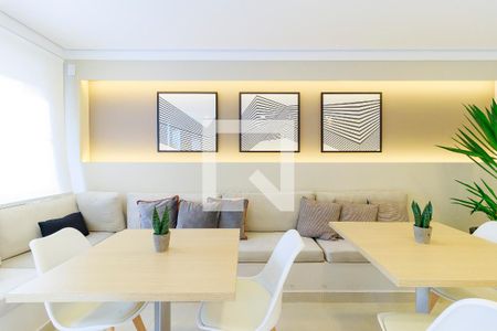 Apartamento à venda com 28m², 1 quarto e sem vaga Apartamento à venda com 28m², 1 quarto e sem vagaSalão de Festas