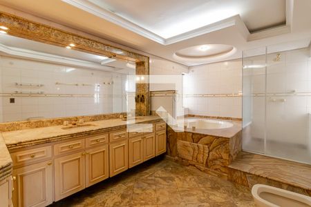 Apartamento para alugar com 490m², 4 quartos e 5 vagasBanheiro da Suíte 2