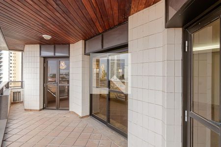 Apartamento para alugar com 490m², 4 quartos e 5 vagasSacada