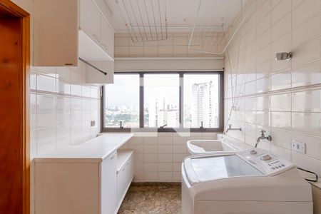 Apartamento para alugar com 490m², 4 quartos e 5 vagasÁrea de Serviço