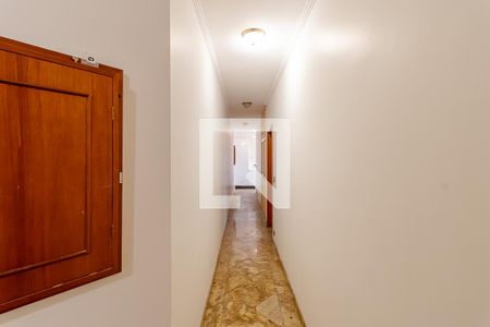 Apartamento para alugar com 490m², 4 quartos e 5 vagasCorredor de Serviço