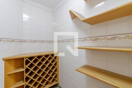 Apartamento para alugar com 490m², 4 quartos e 5 vagasAdega