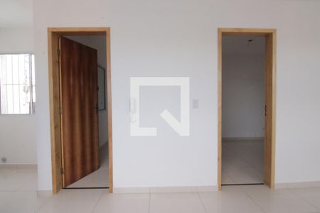 Sala/cozinha
 de apartamento para alugar com 2 quartos, 38m² em Parque Cisper, São Paulo