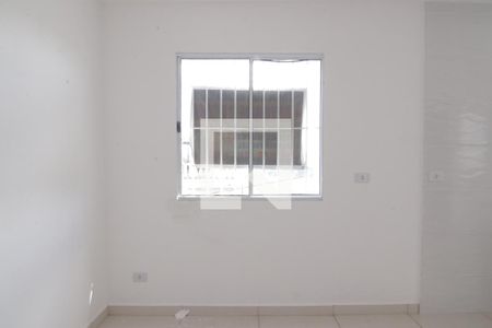 Sala/cozinha
 de apartamento para alugar com 2 quartos, 38m² em Parque Cisper, São Paulo