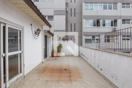 Apartamento à venda com 219m², 3 quartos e 1 vaga Apartamento à venda com 219m², 3 quartos e 1 vagaTerraço área externa