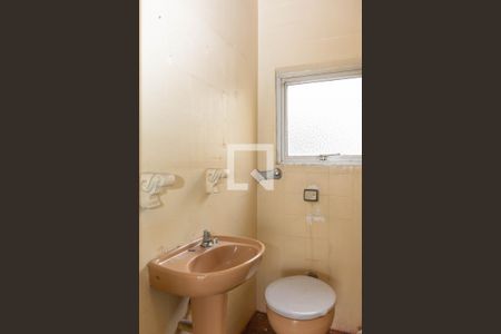 Apartamento à venda com 219m², 3 quartos e 1 vaga Apartamento à venda com 219m², 3 quartos e 1 vagaLavabo