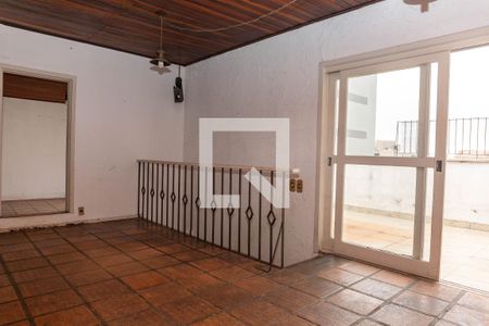 Apartamento à venda com 219m², 3 quartos e 1 vaga Apartamento à venda com 219m², 3 quartos e 1 vagaTerraço
