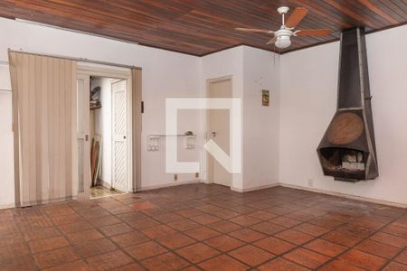 Apartamento à venda com 219m², 3 quartos e 1 vaga Apartamento à venda com 219m², 3 quartos e 1 vagaTerraço