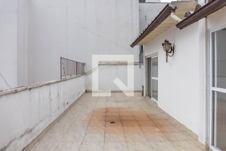 Apartamento à venda com 219m², 3 quartos e 1 vaga Apartamento à venda com 219m², 3 quartos e 1 vagaTerraço área externa