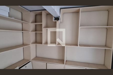 Apartamento à venda com 219m², 3 quartos e 1 vaga Apartamento à venda com 219m², 3 quartos e 1 vagaTerraço - Despensa
