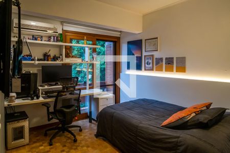 Quarto 1 de casa de condomínio à venda com 3 quartos, 240m² em Tristeza, Porto Alegre