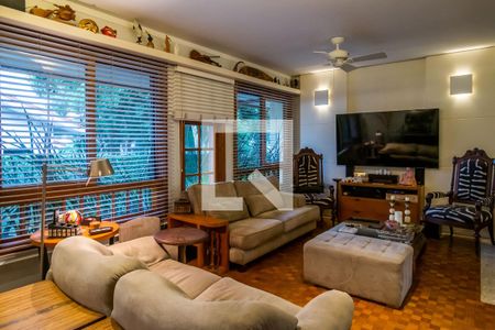 Sala de casa de condomínio à venda com 3 quartos, 240m² em Tristeza, Porto Alegre