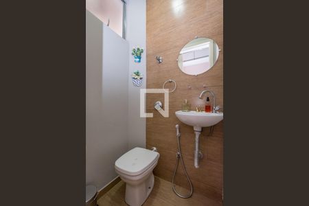 Casa de condomínio à venda com 88m², 2 quartos e 1 vagaLavabo