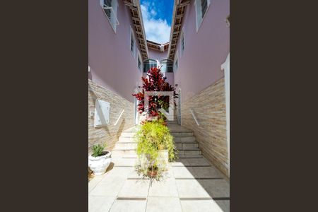 Casa de condomínio à venda com 88m², 2 quartos e 1 vagaEntrada