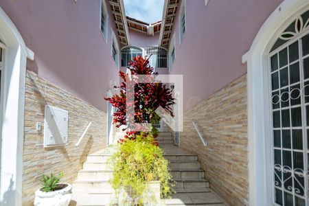 Casa de condomínio à venda com 88m², 2 quartos e 1 vagaEntrada