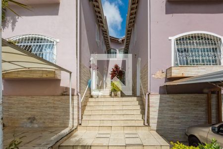 Casa de condomínio à venda com 88m², 2 quartos e 1 vagaEntrada