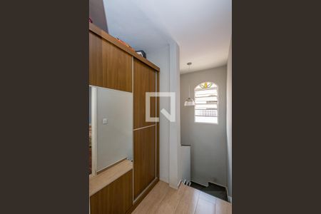 Casa de condomínio à venda com 88m², 2 quartos e 1 vagaCorredor