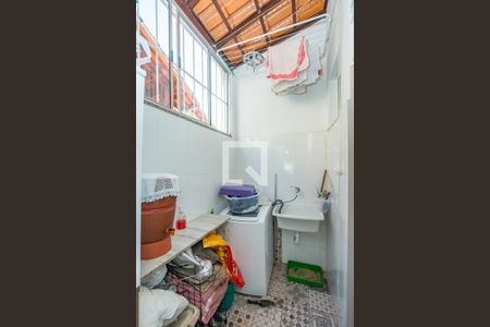 Casa de condomínio à venda com 88m², 2 quartos e 1 vagaÁrea de Serviço