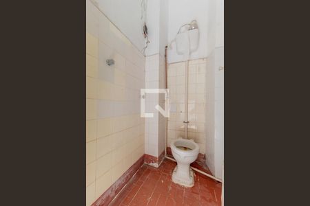 Apartamento para alugar com 177m², 3 quartos e sem vaga Apartamento para alugar com 177m², 3 quartos e sem vagaBanheiro de serviço