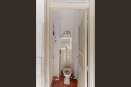 Apartamento para alugar com 177m², 3 quartos e sem vaga Apartamento para alugar com 177m², 3 quartos e sem vagaBanheiro de serviço