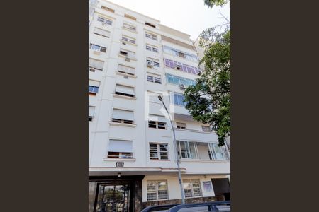 Apartamento para alugar com 177m², 3 quartos e sem vaga Apartamento para alugar com 177m², 3 quartos e sem vagaFachada