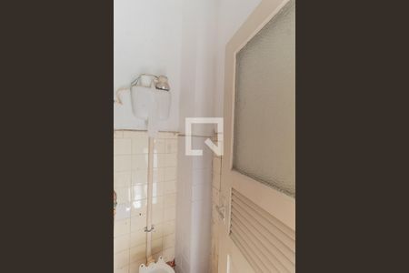 Apartamento para alugar com 177m², 3 quartos e sem vaga Apartamento para alugar com 177m², 3 quartos e sem vagaBanheiro de serviço