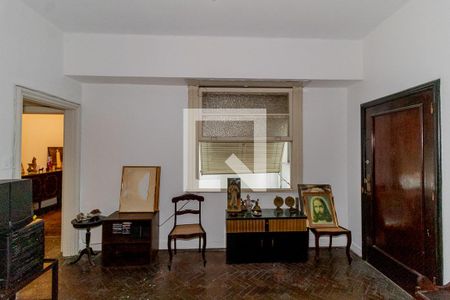 Apartamento para alugar com 177m², 3 quartos e sem vaga Apartamento para alugar com 177m², 3 quartos e sem vagaSala