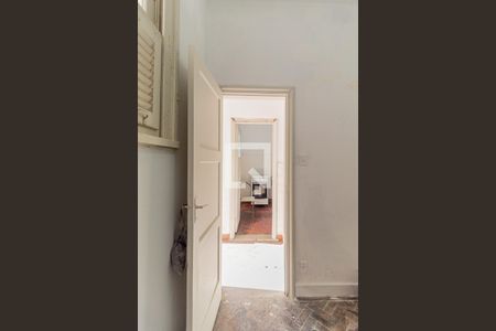 Apartamento para alugar com 177m², 3 quartos e sem vaga Apartamento para alugar com 177m², 3 quartos e sem vagaQuarto de Serviço